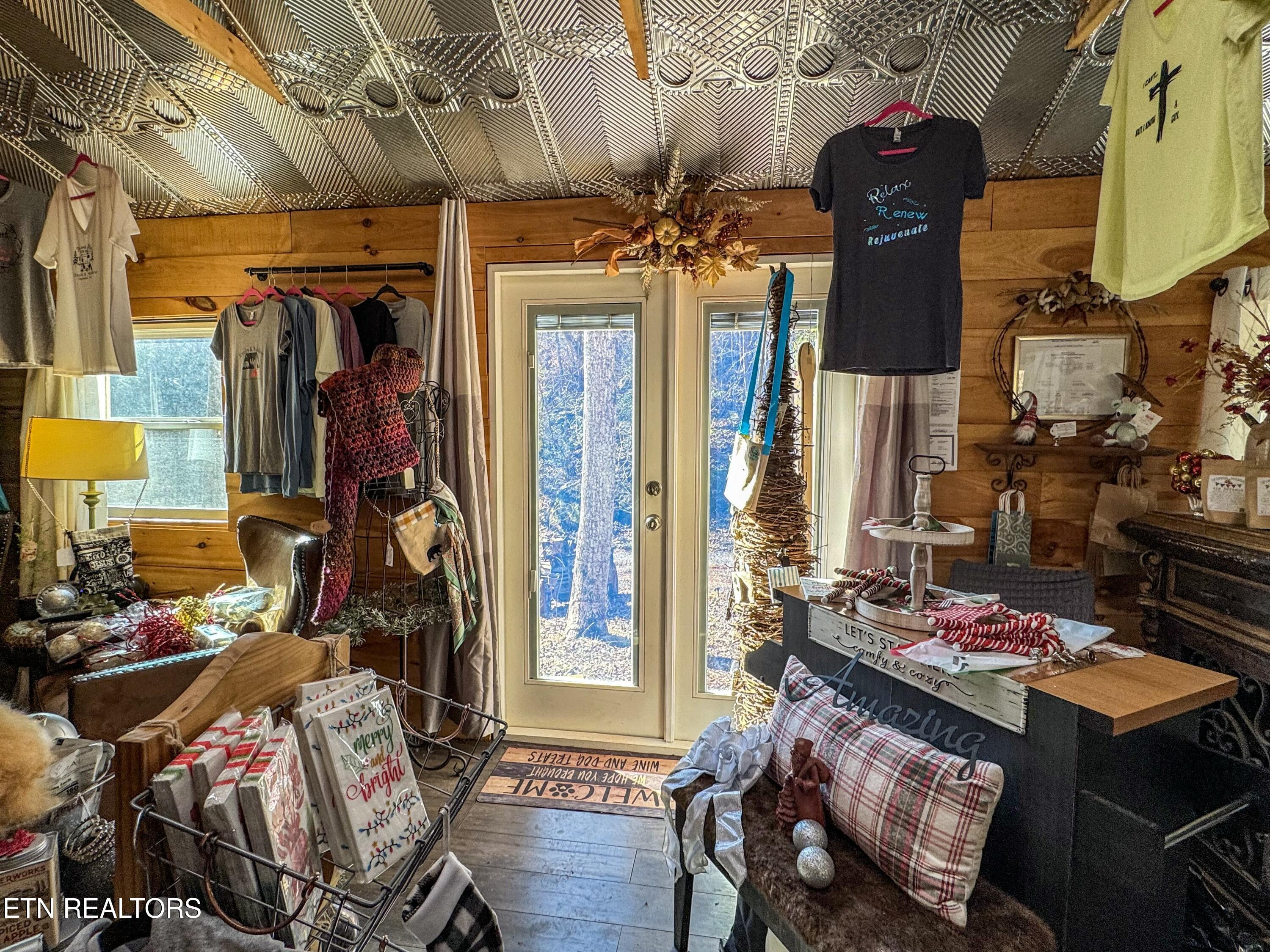 168 County Rd 484