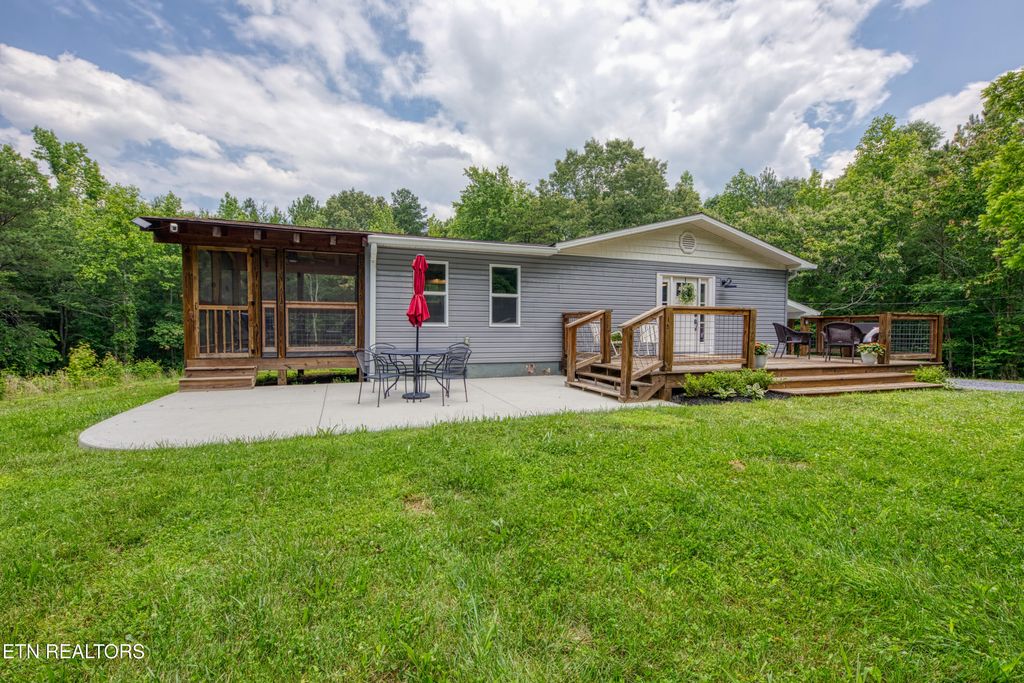 Photo of 1214 Stanton Rd, Seymour, TN 37865 (MLS # 1304186)