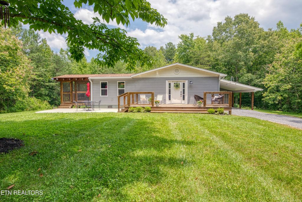 Photo of 1214 Stanton Rd, Seymour, TN 37865 (MLS # 1304186)