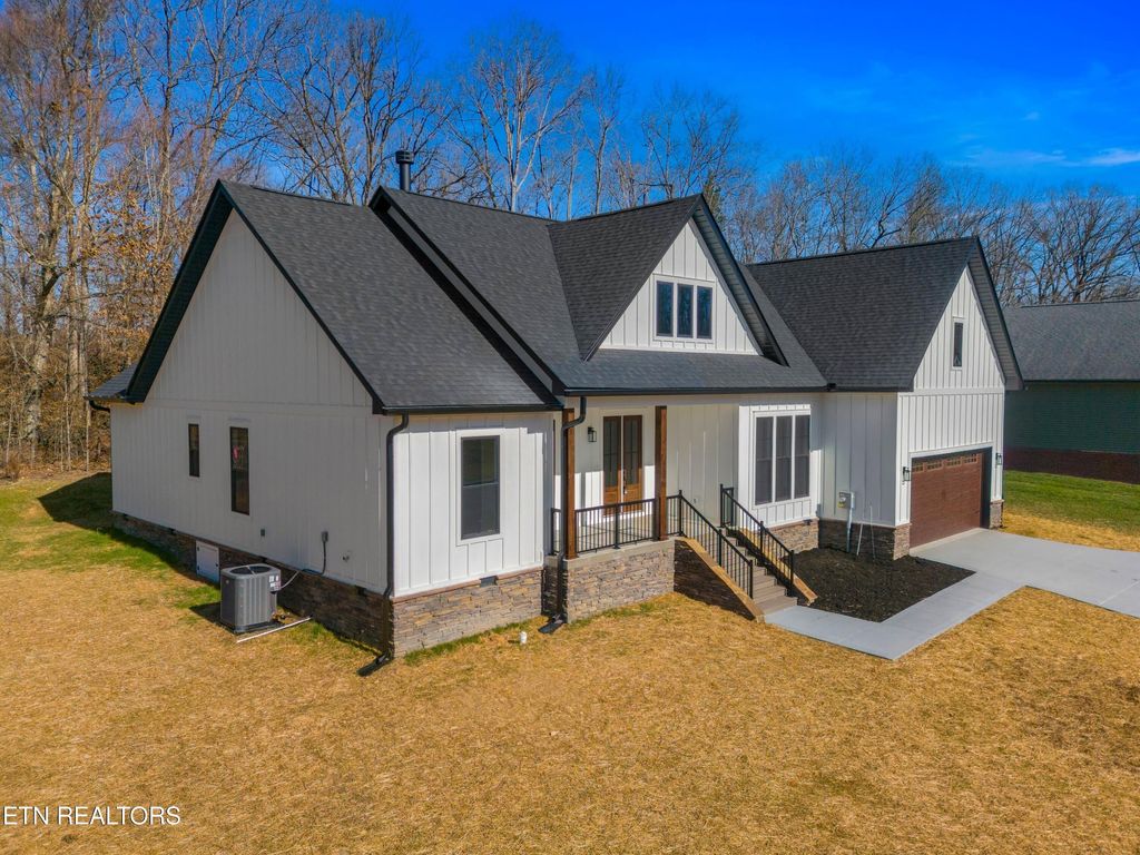 Photo of 932 Bob O Drive, Dandridge, TN 37725 (MLS # 1327590)