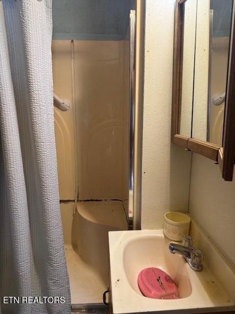 Tiny photo for 320 Hicks St, Athens, TN 37303 (MLS # 1327843)