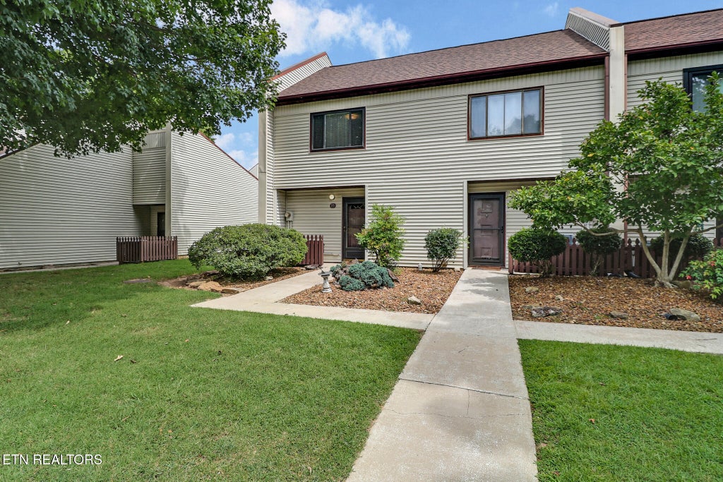 Photo of 25 Wilshire Heights Drive, Crossville, TN 38558 (MLS # 1353573)