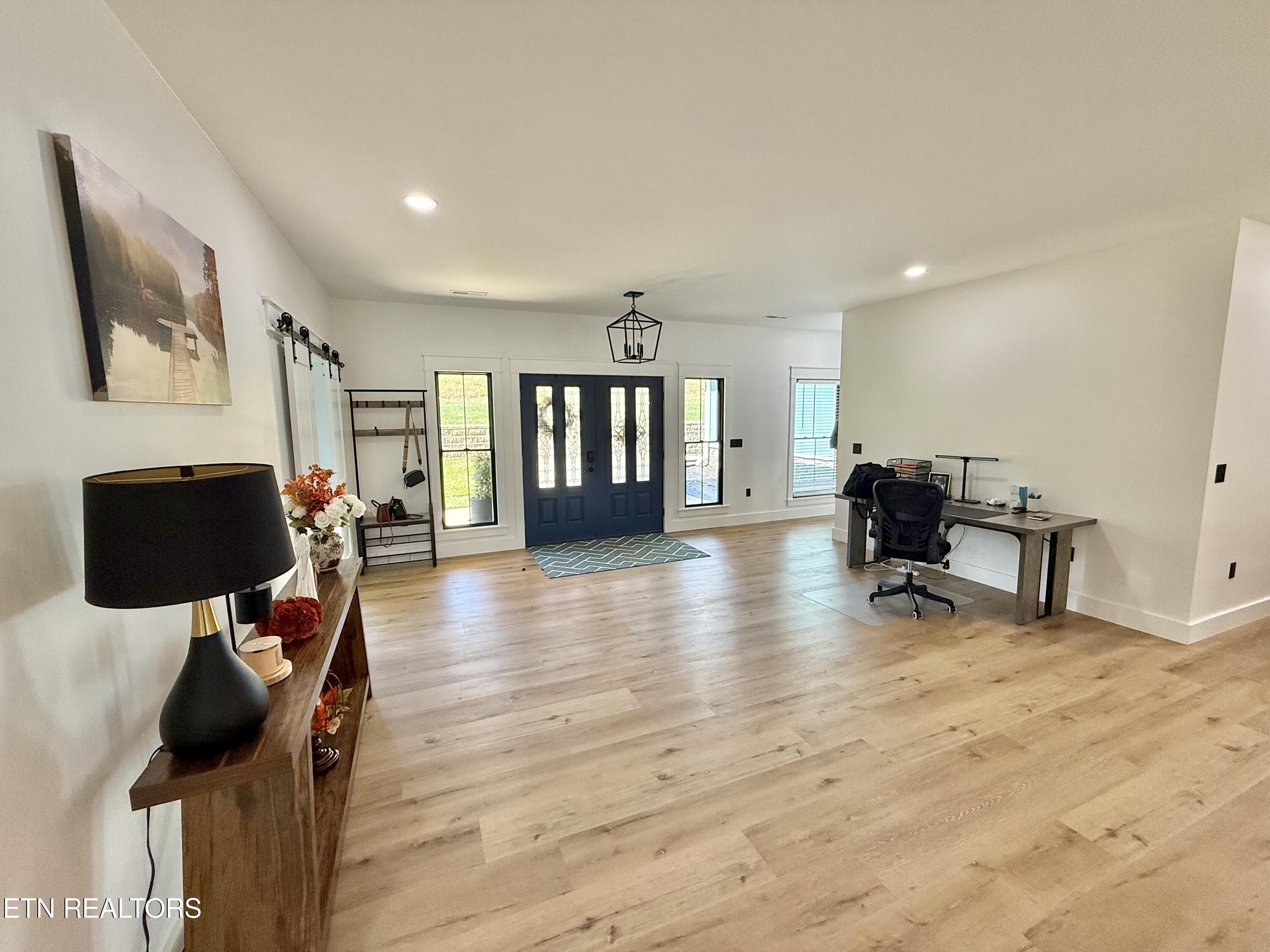 2138 Edgewater Sound