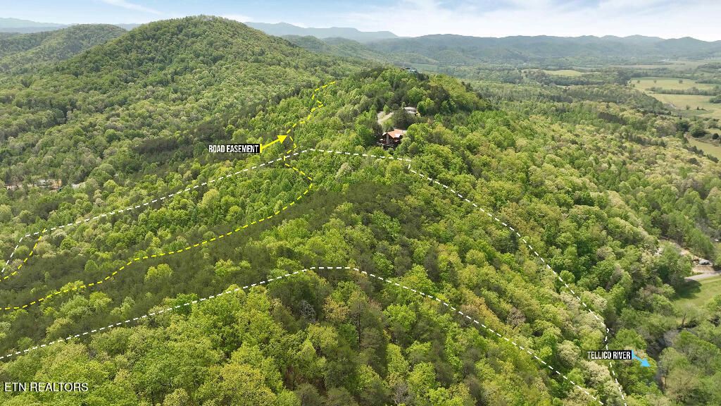 Photo of 249 Highlands, Tellico Plains, TN 37385 (MLS # 1299775)