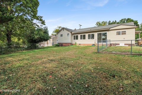 Tiny photo for 402 Stone Rd, Knoxville, TN 37920 (MLS # 1354861)