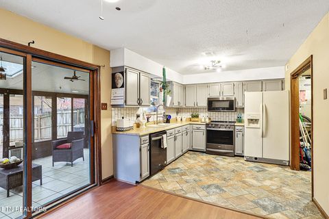 Tiny photo for 1211 Crest Brook Drive, Knoxville, TN 37923 (MLS # 1320297)