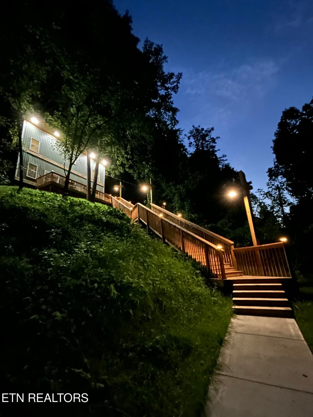 Photo of 213 Hidden Valley Rd, Clinton, TN 37716 (MLS # 1340164)