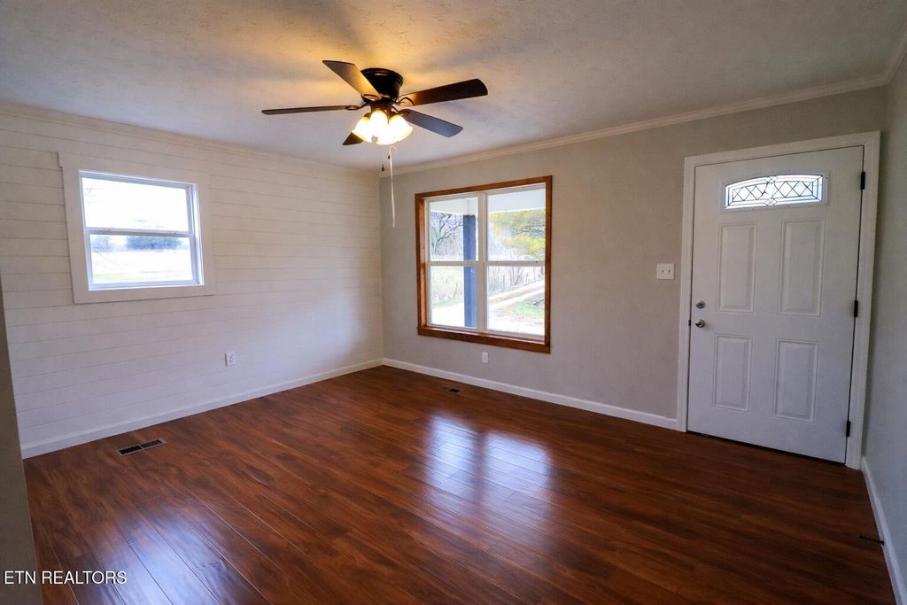 Photo of 3938 Dutch Valley Rd, Clinton, TN 37716 (MLS # 1328508)