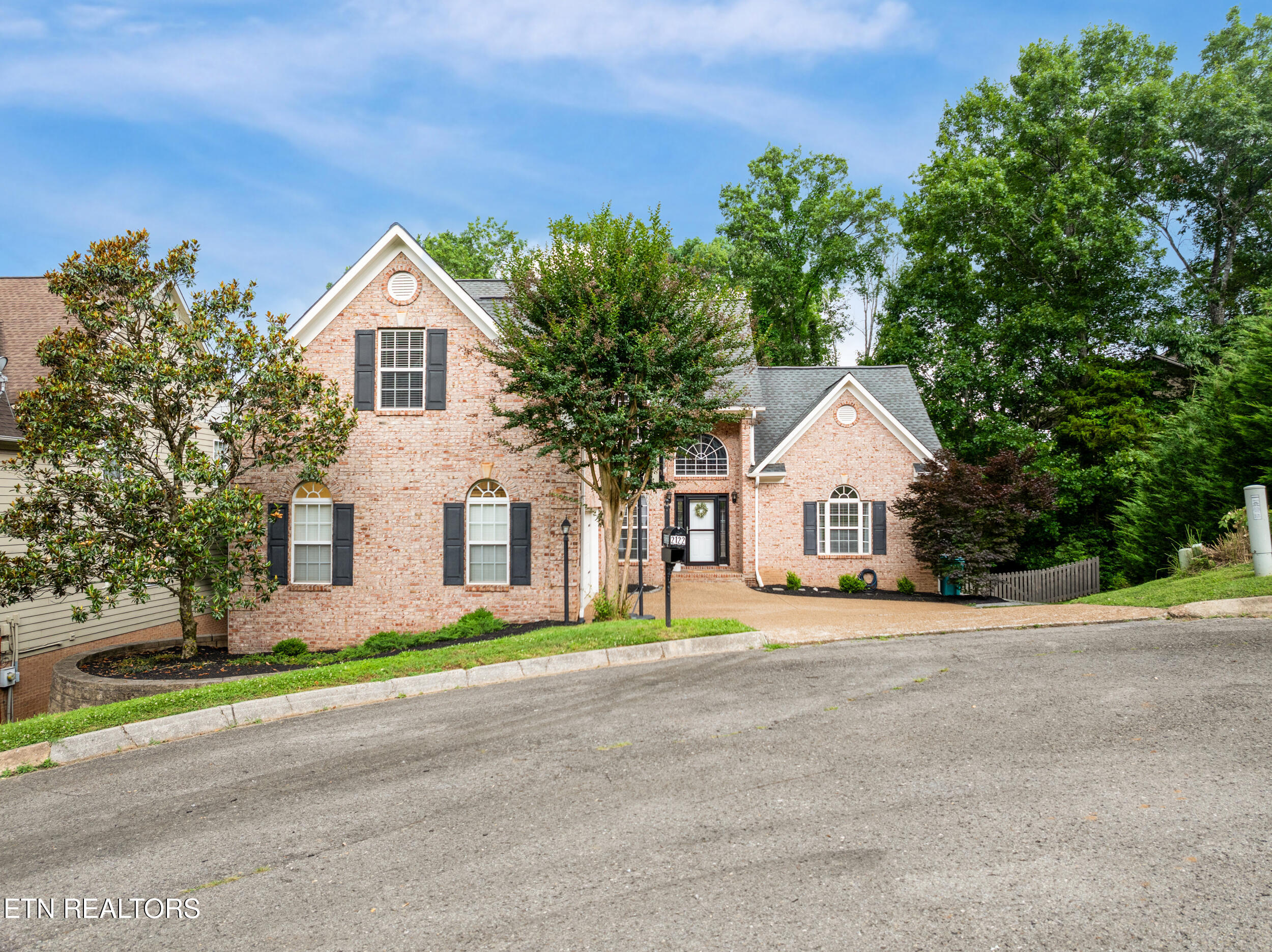 2122 Madison Grove Lane