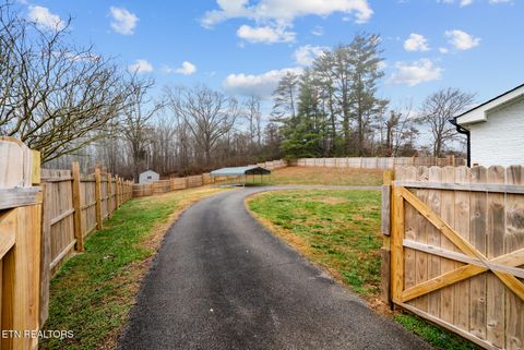 Tiny photo for 448 Woolsey Rd, Harriman, TN 37748 (MLS # 1325828)