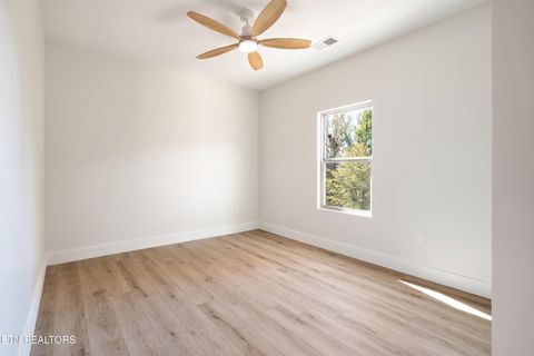 Tiny photo for 117 Walk in the Trees Drive, New Market, TN 37820 (MLS # 1318878)