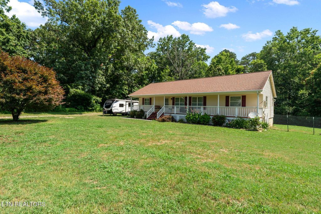 Photo of 295 Clear Branch Rd, Corryton, TN 37721 (MLS # 1307014)