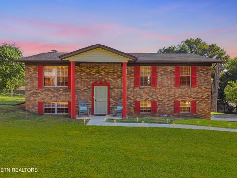 Photo of 8420 Grane Lefe St, Knoxville, TN 37938 (MLS # 1355104)