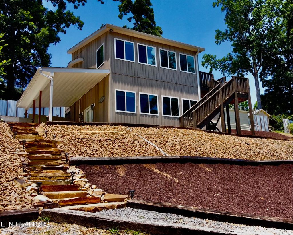 Photo of 2918 Samples Rd, Louisville, TN 37777 (MLS # 1272126)