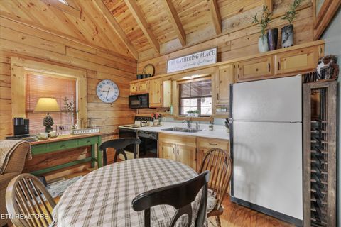 Tiny photo for 316 Laurel Rd, Townsend, TN 37882 (MLS # 1325605)