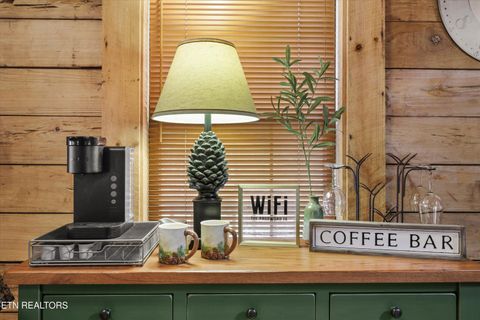 Tiny photo for 316 Laurel Rd, Townsend, TN 37882 (MLS # 1325605)