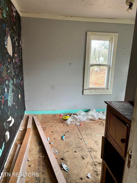 Tiny photo for 501 Central Ave, Athens, TN 37303 (MLS # 1330324)