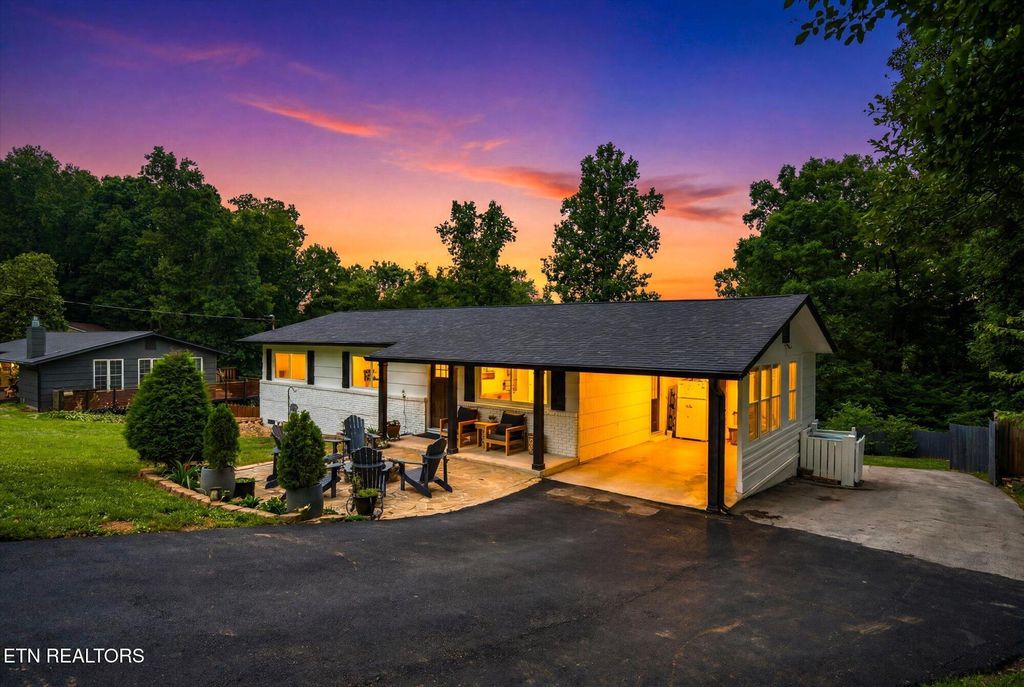 Photo of 9229 Topoco Drive, Knoxville, TN 37922 (MLS # 1345428)