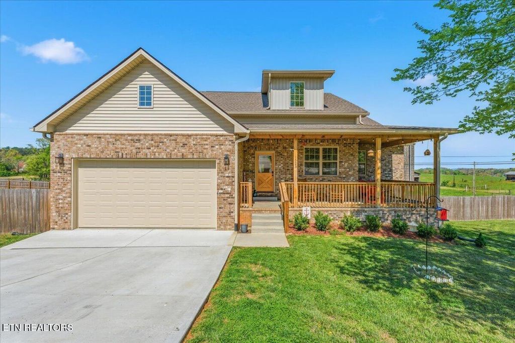 Photo of 1523 Rosewood Drive, Sevierville, TN 37876 (MLS # 1336181)