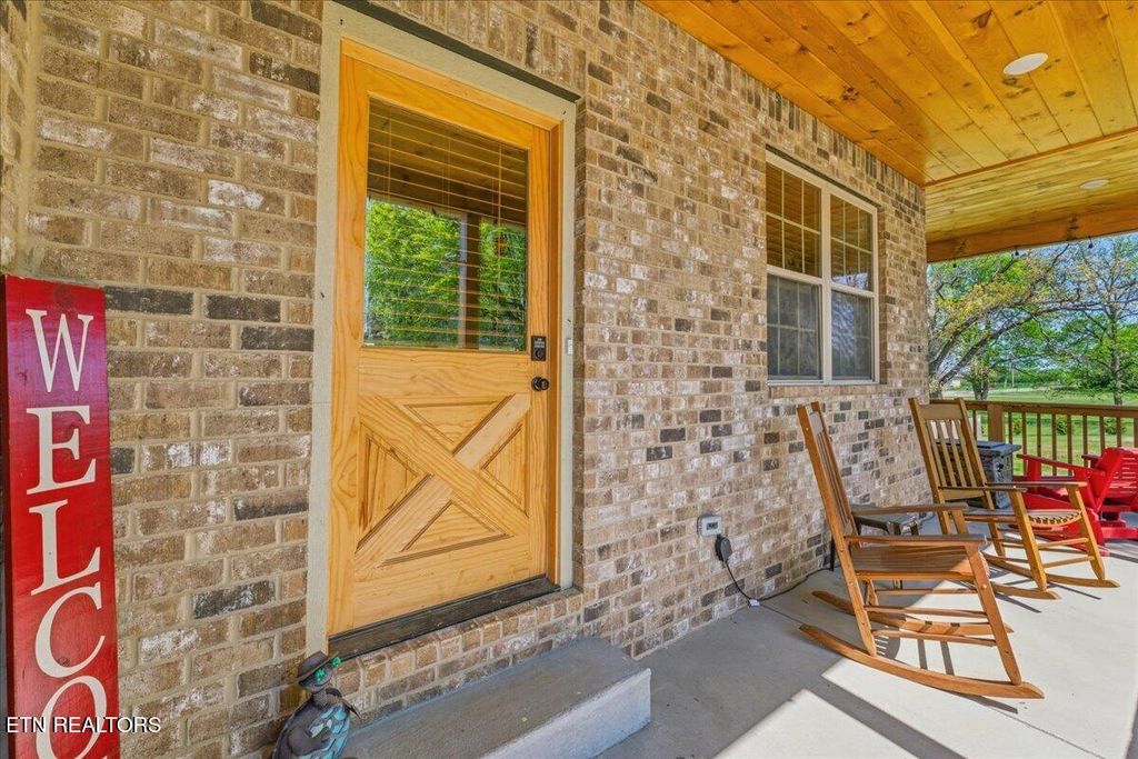 Photo of 1523 Rosewood Drive, Sevierville, TN 37876 (MLS # 1336181)