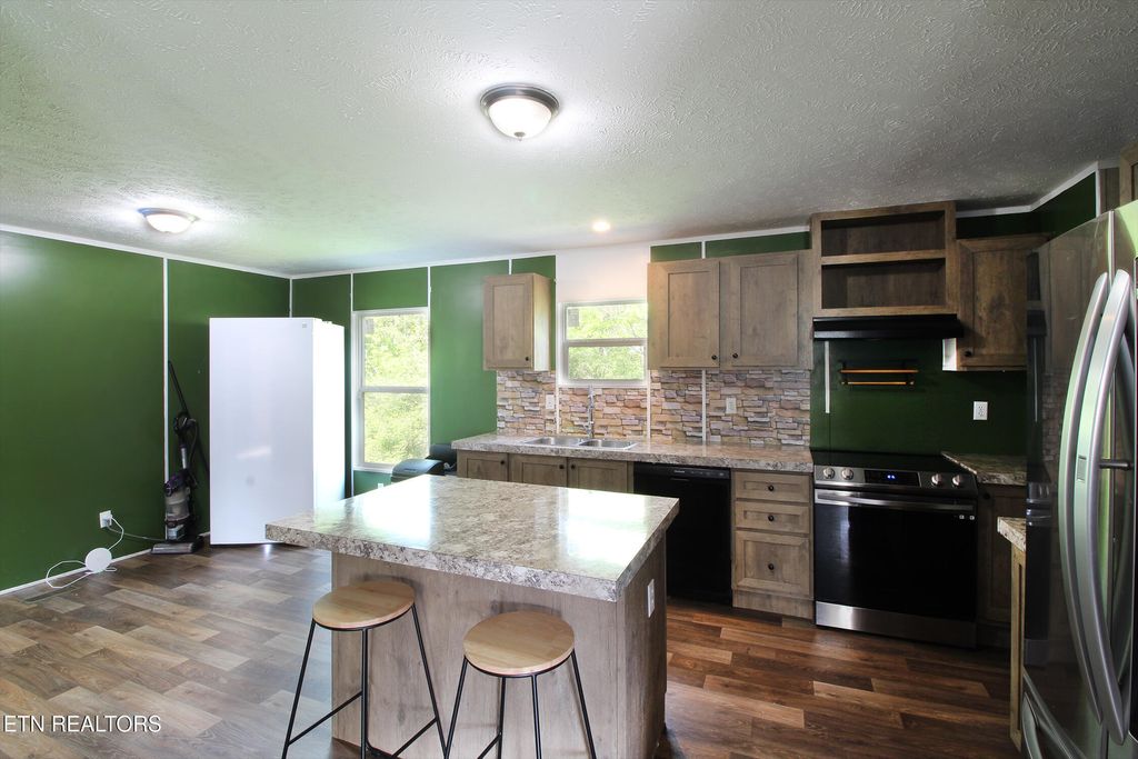 Photo of 9501 Crisman Rd, Heiskell, TN 37754 (MLS # 1299262)