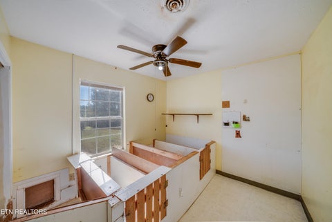 Tiny photo for 664 Ross Drive, Dandridge, TN 37725 (MLS # 1359650)