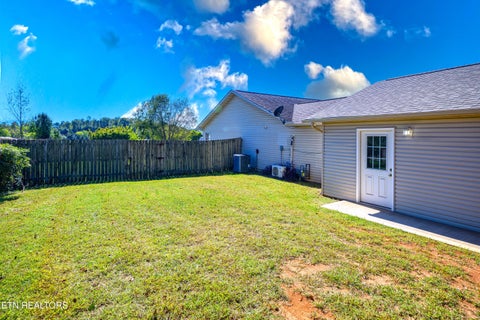 Tiny photo for 664 Ross Drive, Dandridge, TN 37725 (MLS # 1359650)