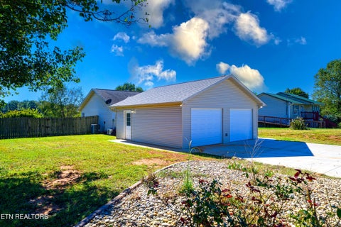 Tiny photo for 664 Ross Drive, Dandridge, TN 37725 (MLS # 1359650)