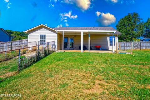 Tiny photo for 664 Ross Drive, Dandridge, TN 37725 (MLS # 1359650)