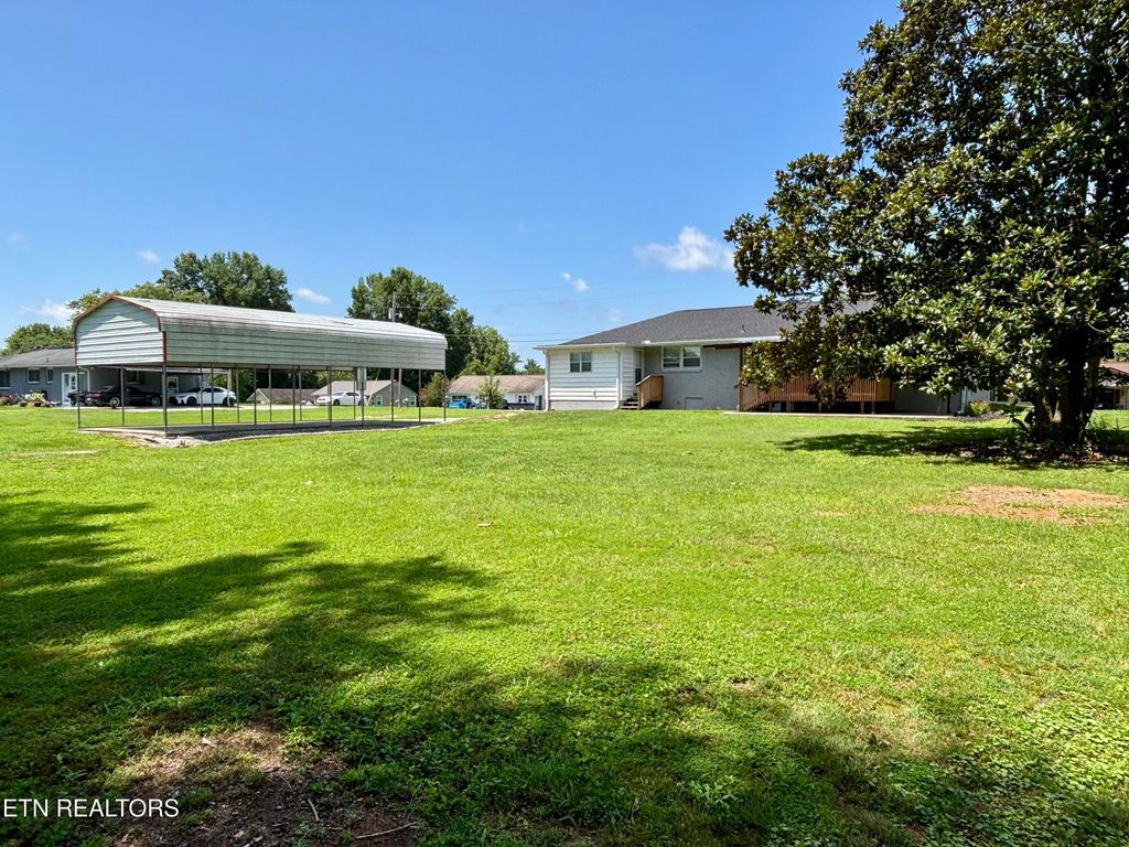 Photo of 107 Hillcrest Lane, Kingston, TN 37763 (MLS # 1348077)