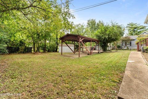 Tiny photo for 400 E Quincy Ave, Knoxville, TN 37917 (MLS # 1354961)