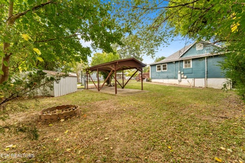 Tiny photo for 400 E Quincy Ave, Knoxville, TN 37917 (MLS # 1354961)