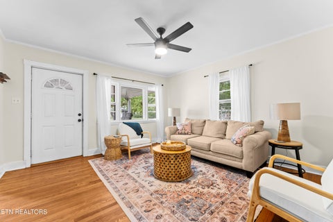 Tiny photo for 400 E Quincy Ave, Knoxville, TN 37917 (MLS # 1354961)
