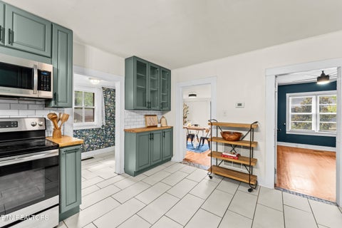 Tiny photo for 400 E Quincy Ave, Knoxville, TN 37917 (MLS # 1354961)