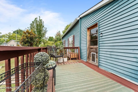 Tiny photo for 400 E Quincy Ave, Knoxville, TN 37917 (MLS # 1354961)