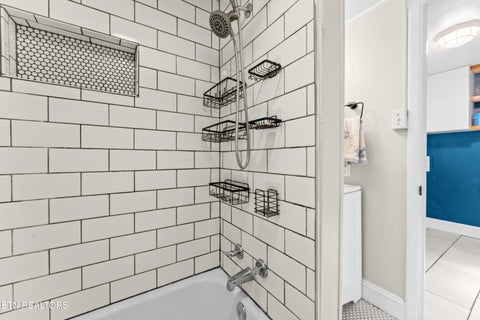 Tiny photo for 400 E Quincy Ave, Knoxville, TN 37917 (MLS # 1354961)