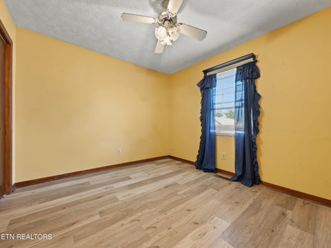 Tiny photo for 911 Michelle Drive, Friendsville, TN 37737 (MLS # 1358393)
