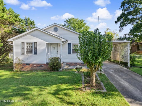 Photo of 911 Michelle Drive, Friendsville, TN 37737 (MLS # 1358393)