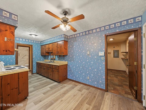 Tiny photo for 911 Michelle Drive, Friendsville, TN 37737 (MLS # 1358393)
