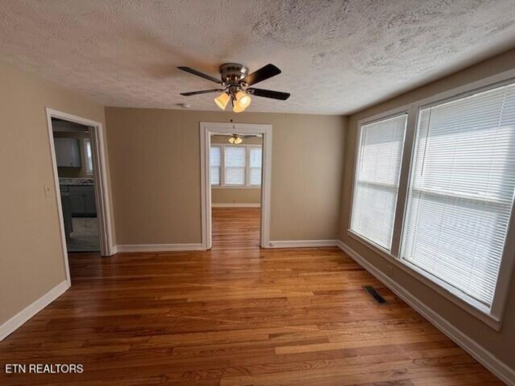 Photo of 212 N Watt Rd, Knoxville, TN 37934 (MLS # 1325426)