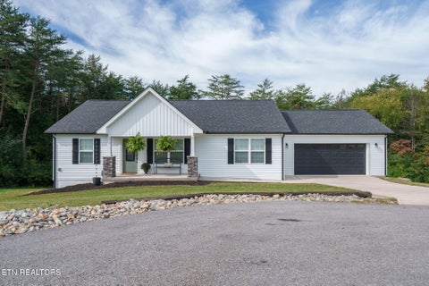 Photo of 57 Capitol Drive, Crossville, TN 38555 (MLS # 1357421)
