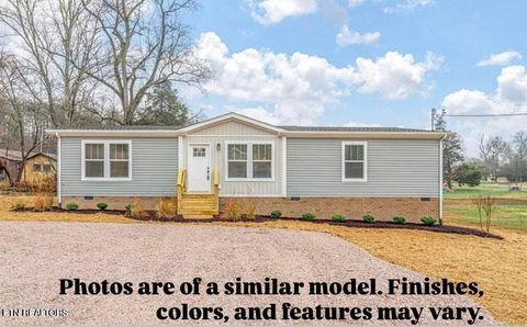 Photo of 37 Sweetwater Vonore Rd, Sweetwater, TN 37874 (MLS # 1339179)