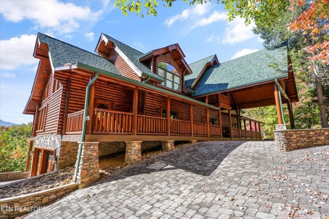 Tiny photo for 611 Pinnacle Vista Rd, Gatlinburg, TN 37738 (MLS # 1360393)