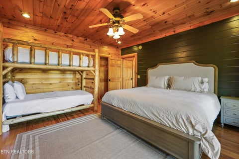 Tiny photo for 611 Pinnacle Vista Rd, Gatlinburg, TN 37738 (MLS # 1360393)