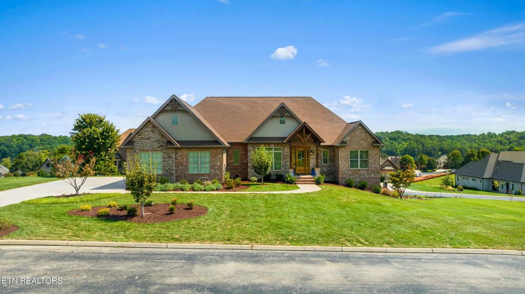Photo of 320 Watercrest Drive, Vonore, TN 37885 (MLS # 1318787)