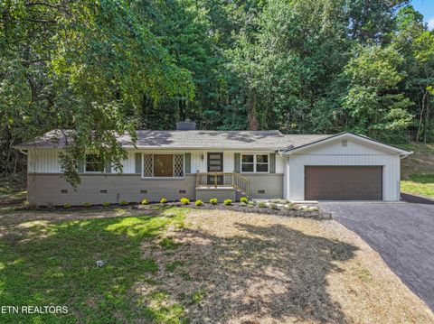 5205 Daphne Drive Knoxville TN 37914