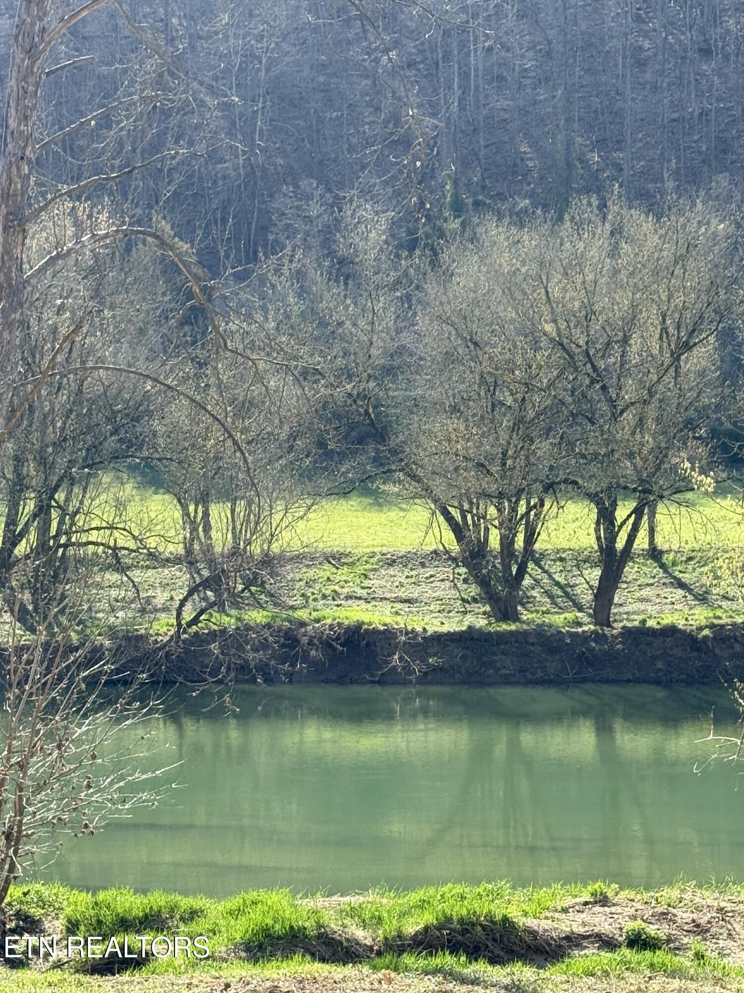 5709 Joe Alder. (43.2 acres) Rd
