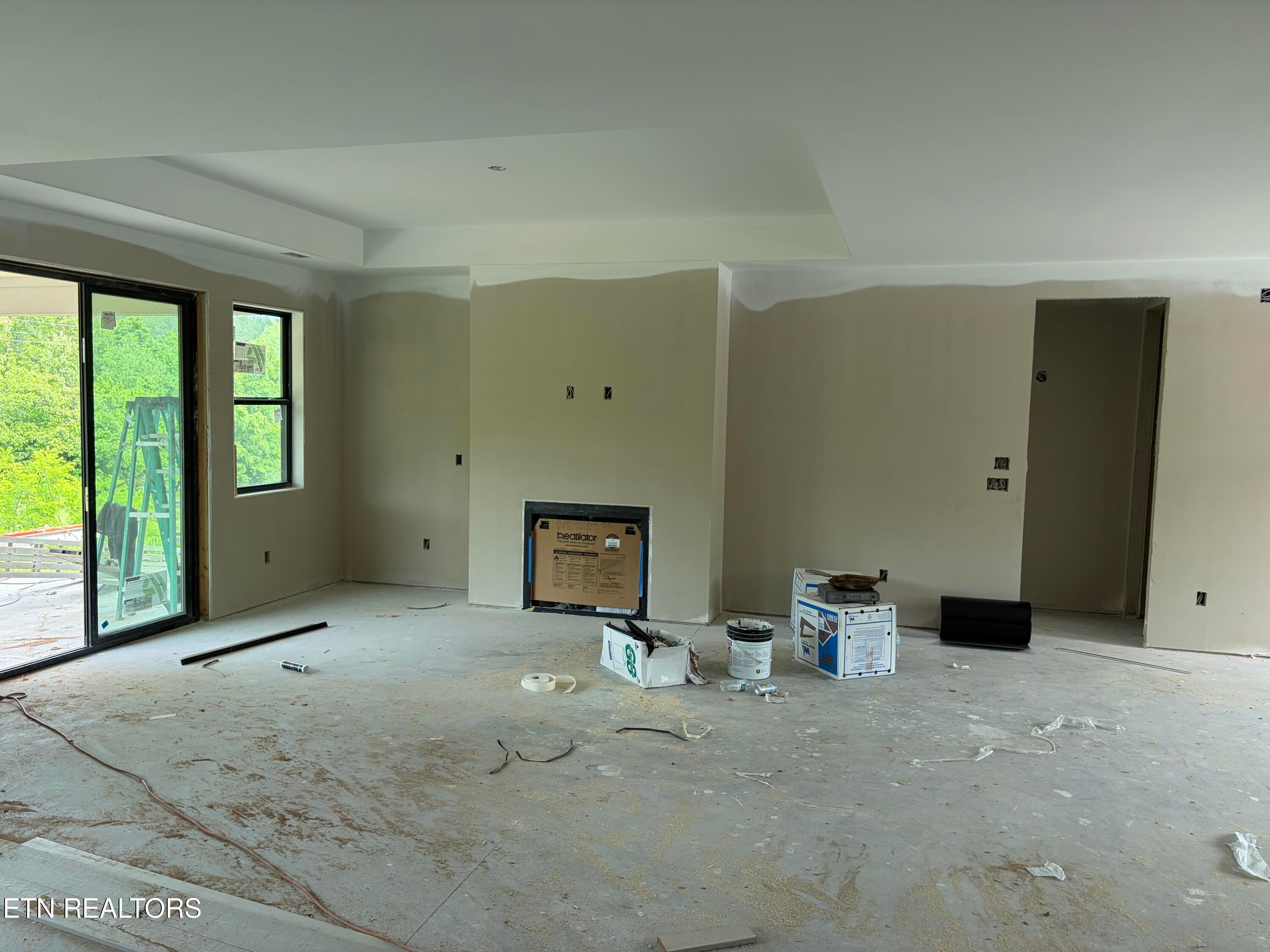 103 Chestnut Oak Court