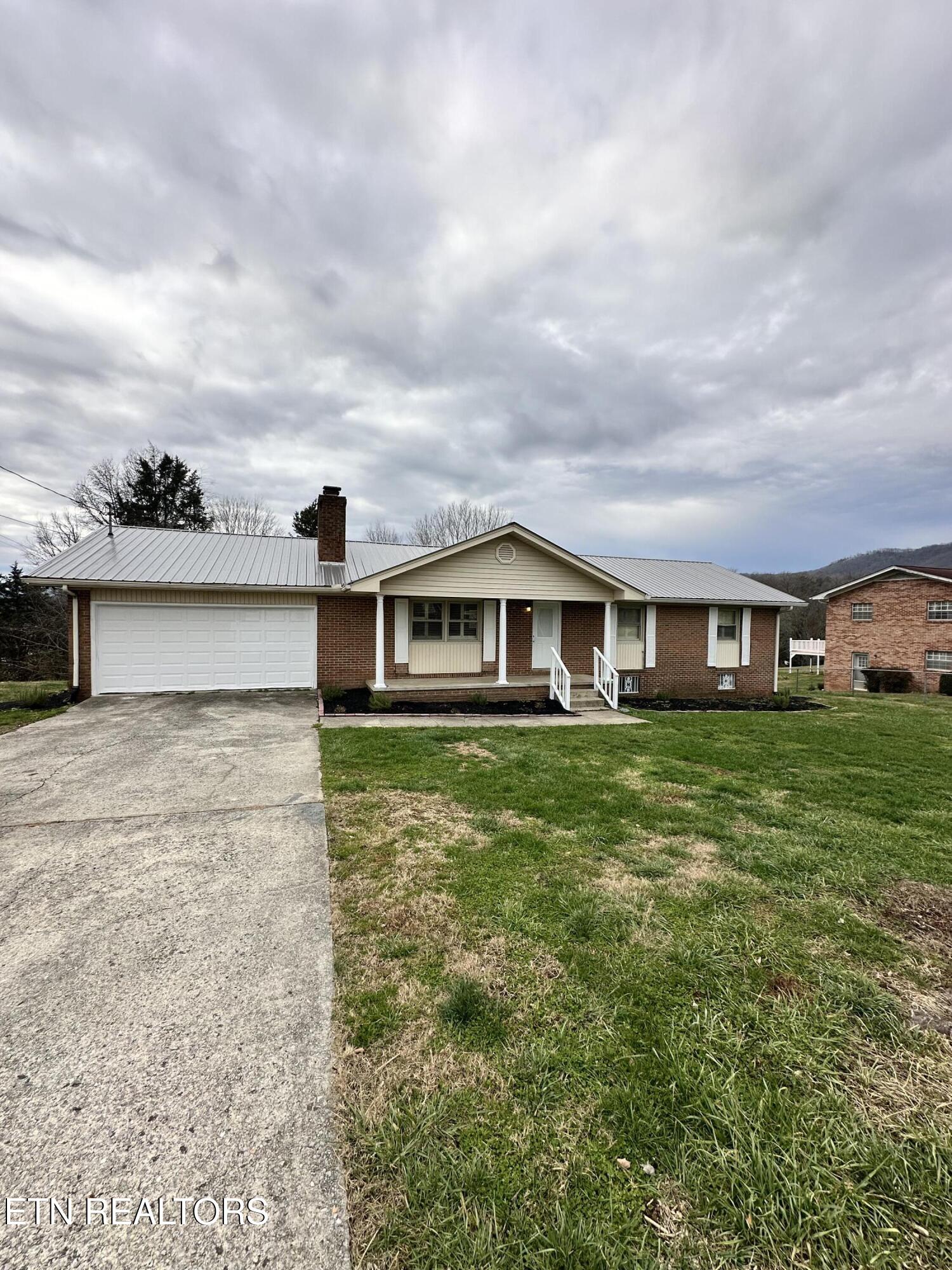 119 Colonial