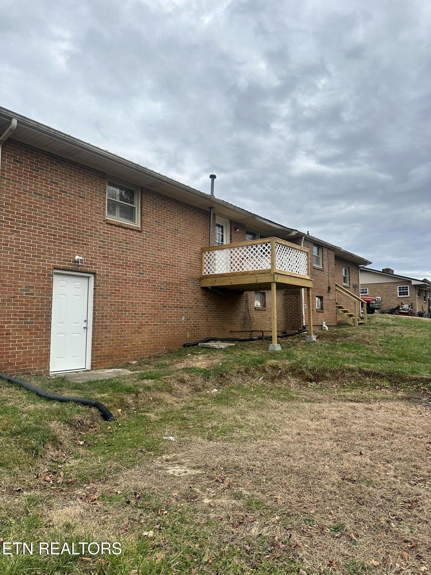 119 Colonial
